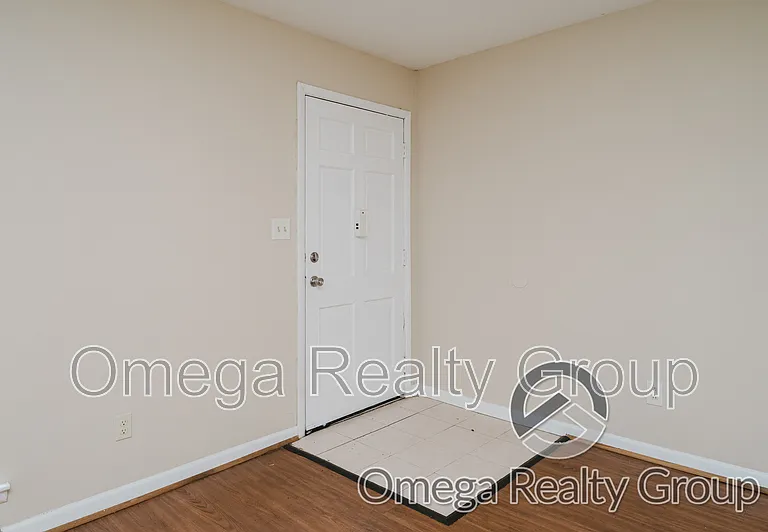 139 Foust Ct #129 — Photo 2