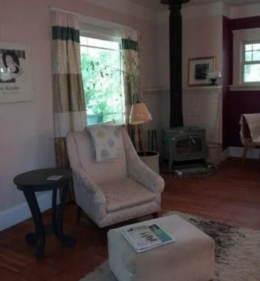 2156 Harris St — Photo 3