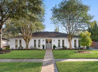 10703 Deerwood Rd, Houston, TX 77042