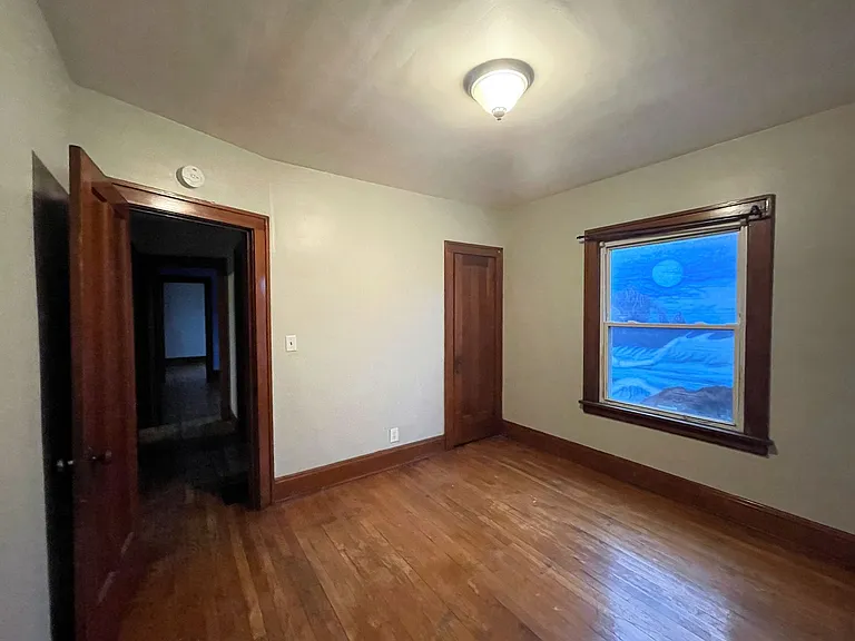 5273 Pearl Rd — Photo 15