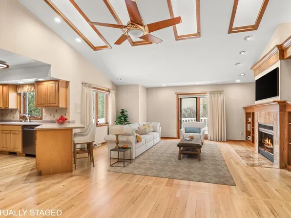 839 Pebble Beach Drive, Madison, WI 53717