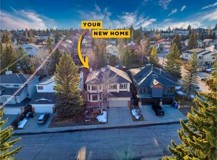 31 E Signal Hill Way SW, Calgary, AB T3H 2M1