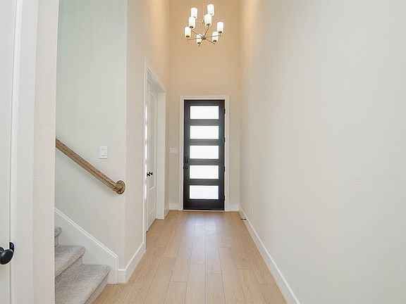 4th image of 31911 Sky Ridge Ln