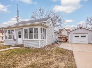 449 Taylor St, Waterloo, WI 53594