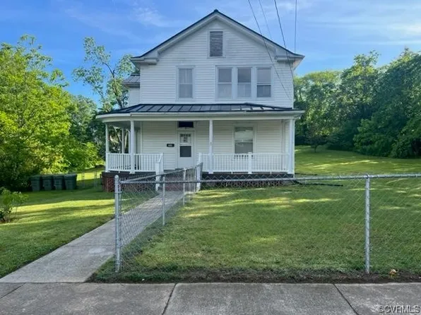 506 E 2nd St, Farmville, VA 23901