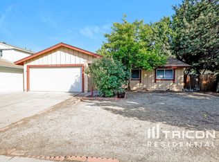 827 Glen Martin Dr, Sparks, NV