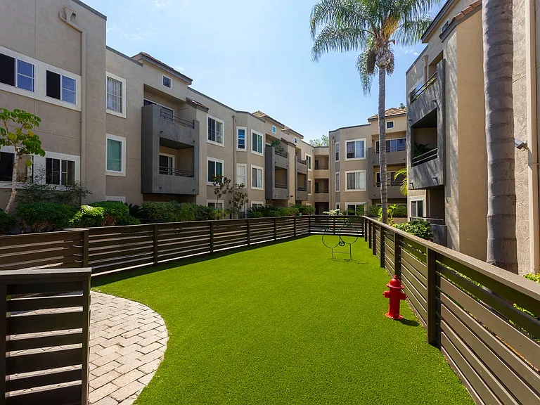 Mission Pacific Apartments — Photo 53