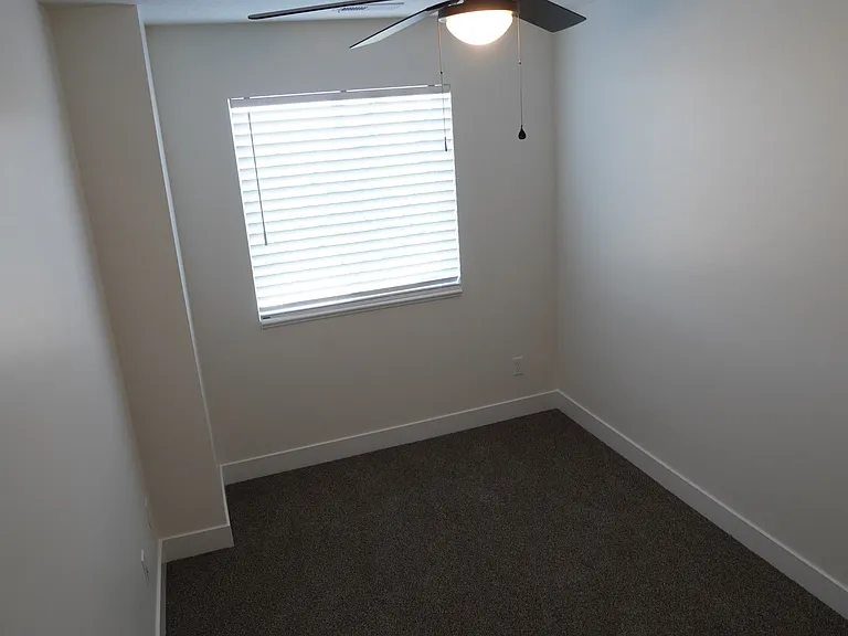 1570 S 150 W — Photo 17