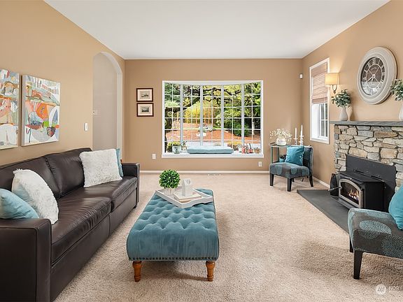 5th image of 12514 318th Avenue NE