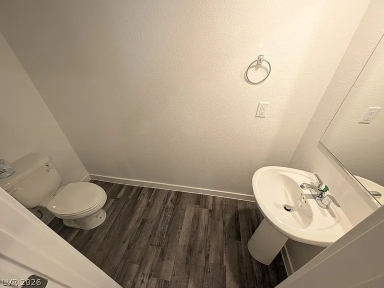 484 Golden Myna Ave — Photo 12
