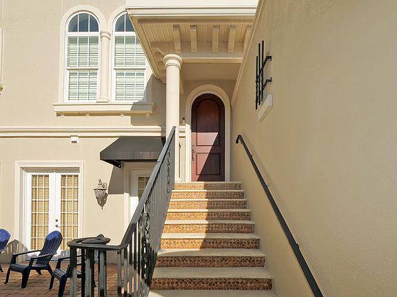 3rd image of 13916 Atlantic Blvd