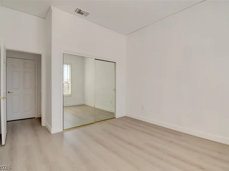 10800 Mission Lakes Ave — Photo 30