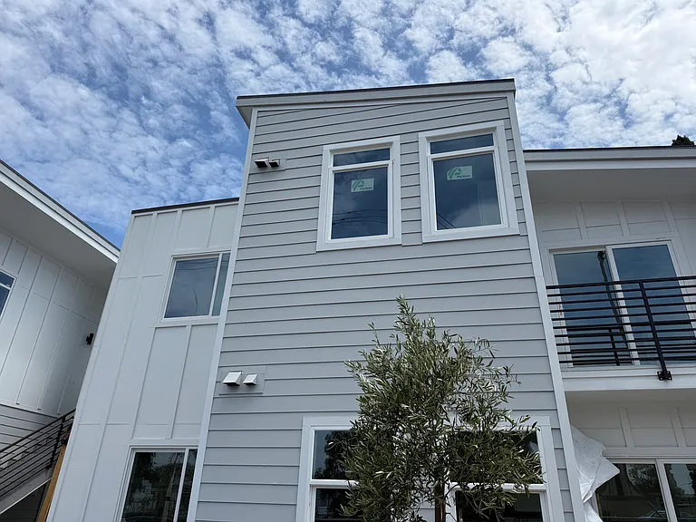 5656 Chateau Dr #1 — Photo 1
