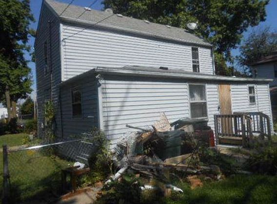 3rd image of 1879 Denune Ave