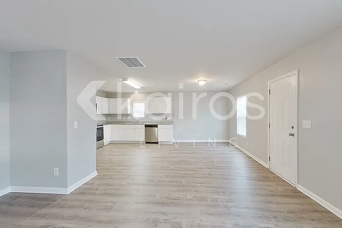 334 Waterfall Rd — Photo 7