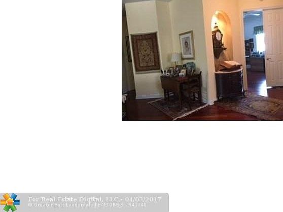 5th image of 7926 Exeter Blvd E #201