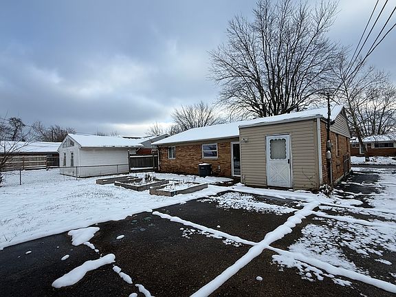 3rd image of 4020 Barthel Ave