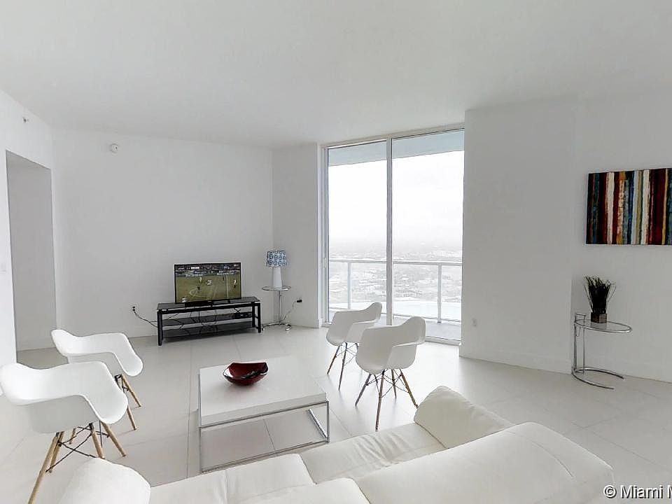 1st image of 1900 N Bayshore Dr APT 5006
