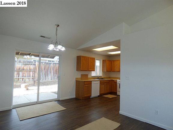 5th image of 655 Gem Dr