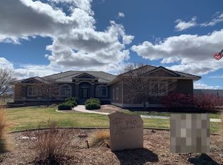 940 Goshawk Rd, Eaton, CO 80615