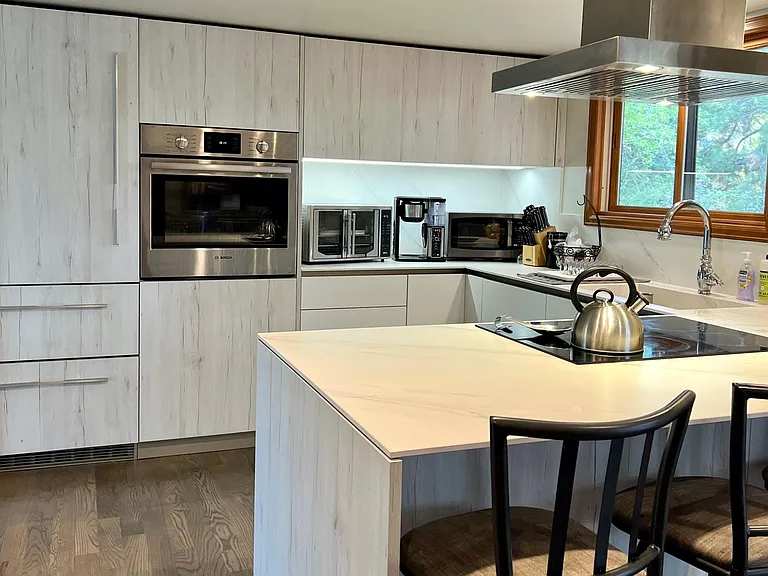 4715 Harrison Ave — Photo 7