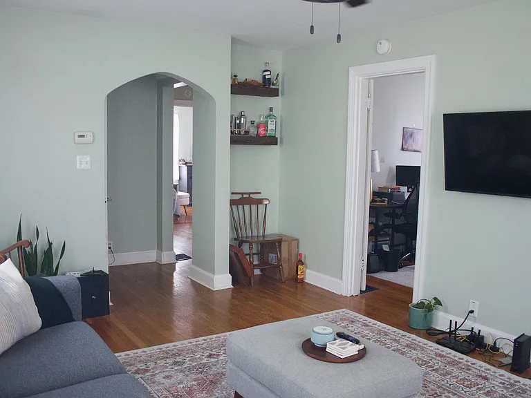 Living room / Entrance to bedroom 2