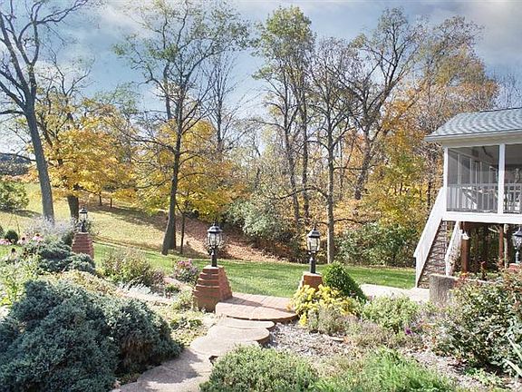 3rd image of 6363 Sherrybrook Dr