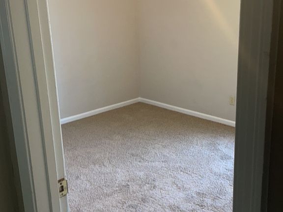 2nd image of 530 Bellehurst Dr