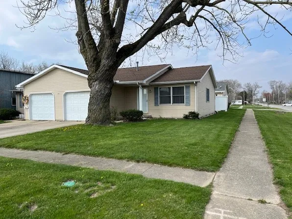 101 N Illinois St, Toledo, IL 62468