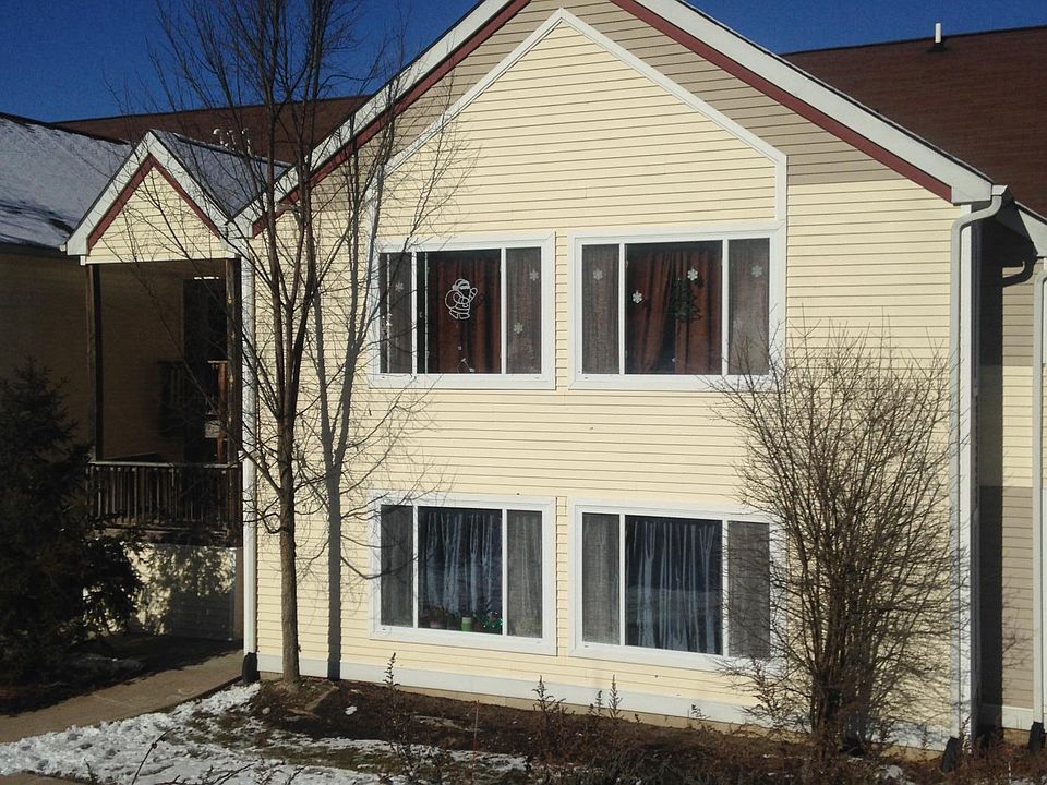 Second floor unit with included screen door.