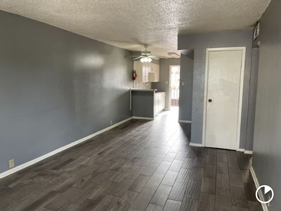 1st image of 1900 W University Blvd #1020