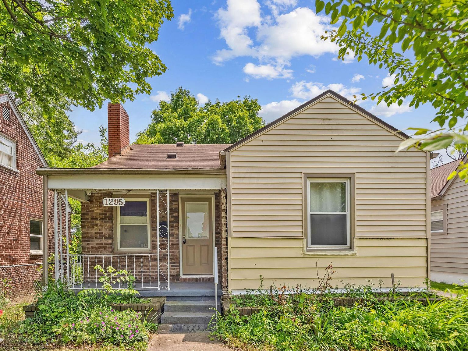 1295 Loretta Ave, Columbus, OH 43211 Zillow