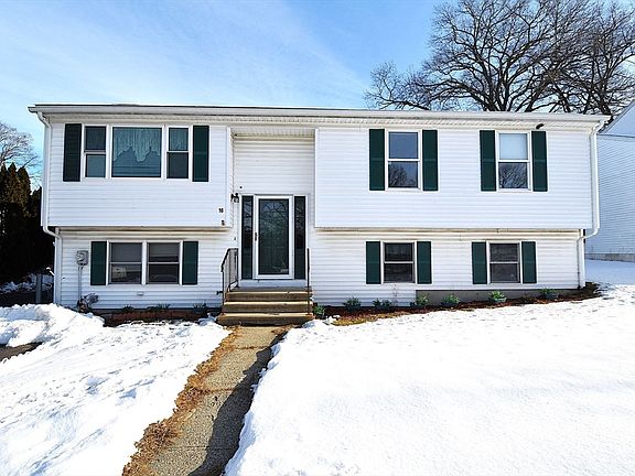 4th image of 16 Arborwood Dr