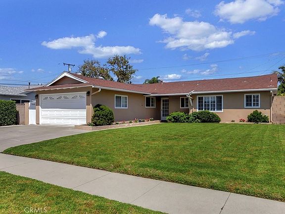 2nd image of 7900 La Corona Way