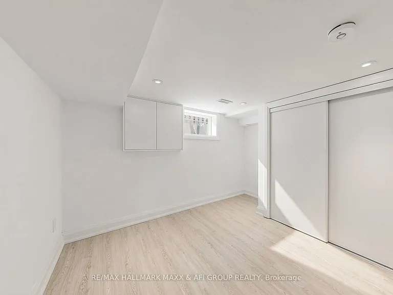 103 Ruggles Ave #BASEMENT — Photo 11