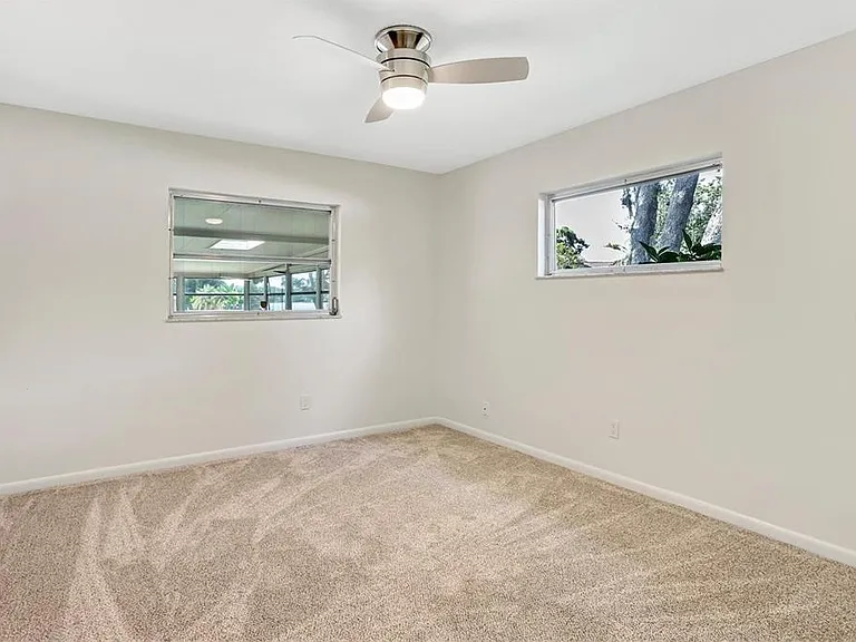 7864 Broken Arrow Trl — Photo 24