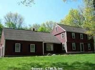61 Otter Cove Dr, Old Saybrook, CT 06475