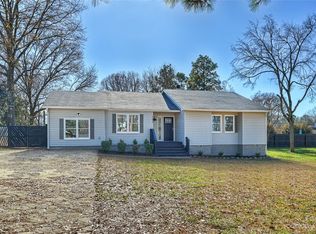 1621 Brook Dr, Fort Mill, SC 29708