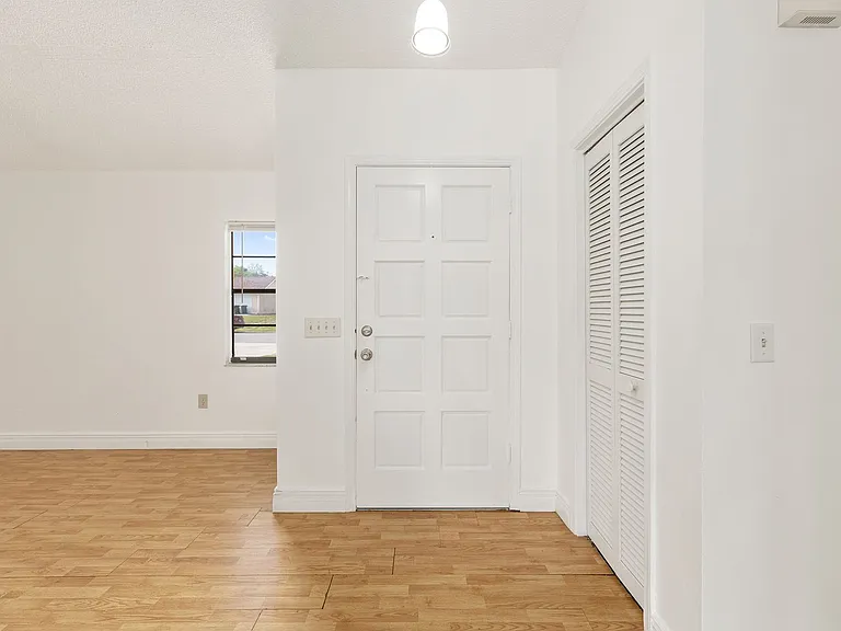 3567 SW 151st St — Photo 10