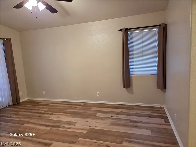 7428 Fencerow St — Photo 2