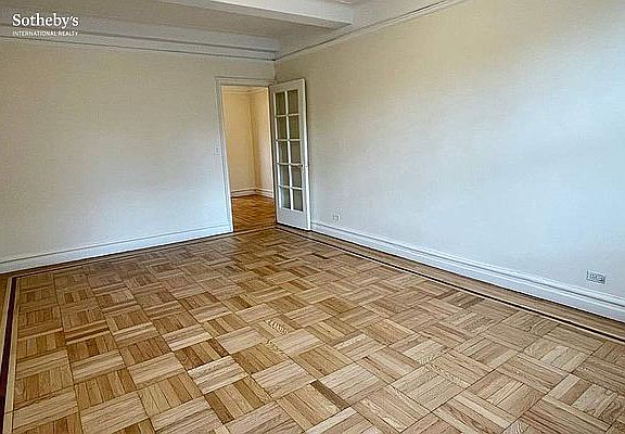 2nd image of 139 W 82nd St #8F