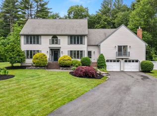 22 Inwood Ln, Andover, MA 01810
