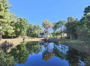 30 Jameson Ln, Red Hook, NY 12571