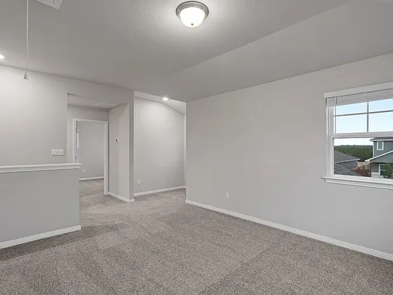 528 Loriner Way — Photo 21