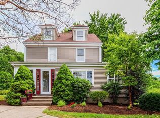 37 Old Sudbury Rd, Wayland, MA 01778