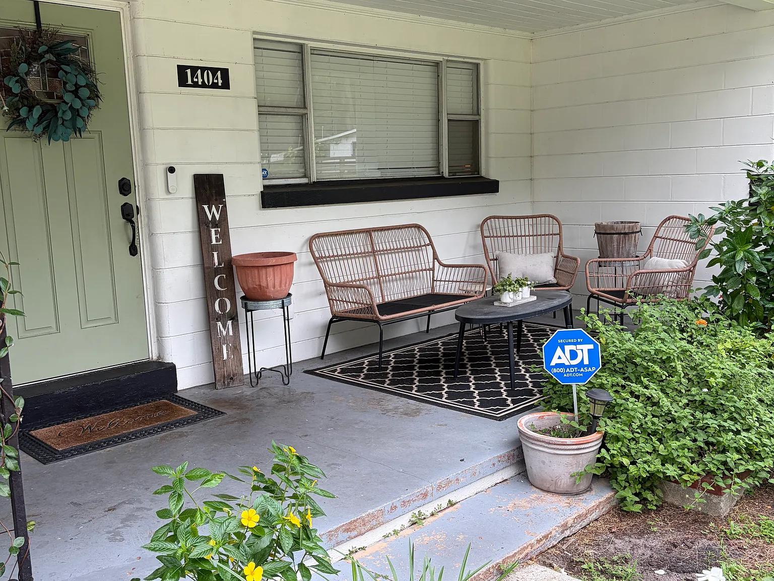 3 bed, 1781 sqft, $1,900 — Photo 2