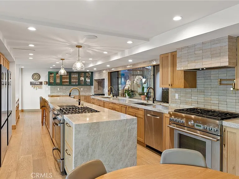 17333 Castellammare Dr — Photo 18