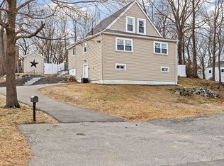 11 Marr Rd, Saugus, MA 01906