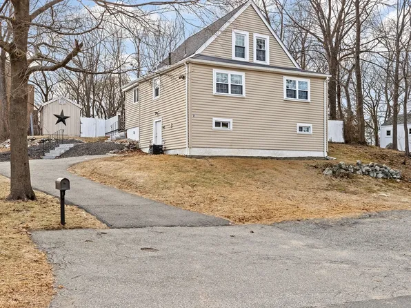 11 Marr Rd, Saugus, MA 01906