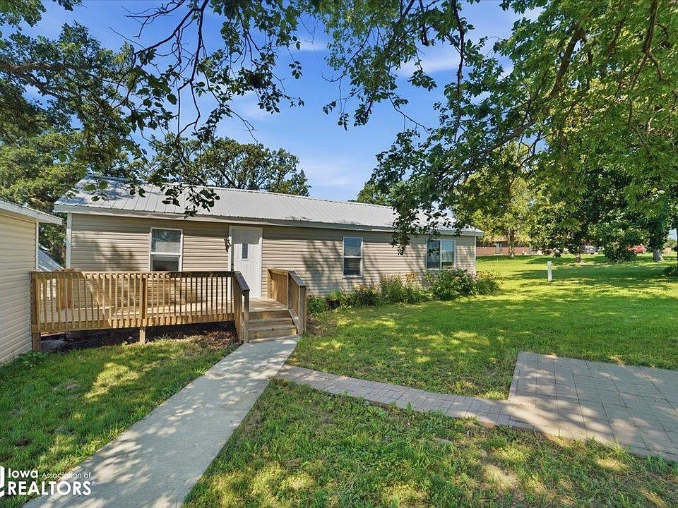 1st image of 32031 Y Ave